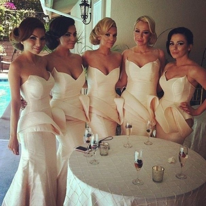 Pointed Sweetheart Neckline Hotsell, 56 